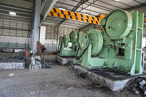 cutting shop